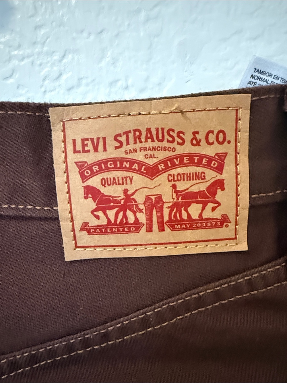 Levi's Ribcage Straight Ankle Jeans - Chocolate Brown - Picture 5 of 6